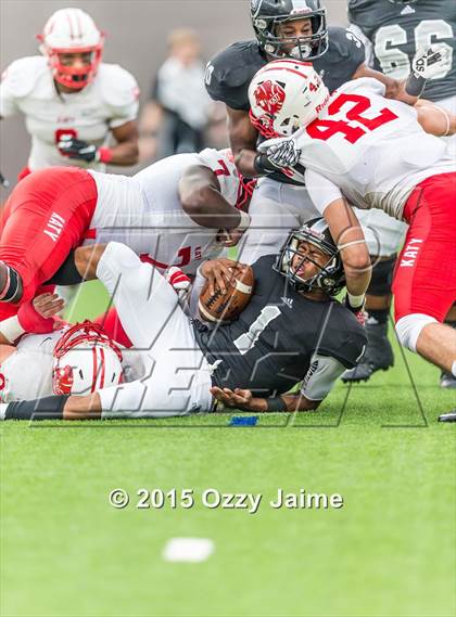 Thumbnail 3 in Katy vs. Steele (UIL 6A Division II Semifinal) photogallery.
