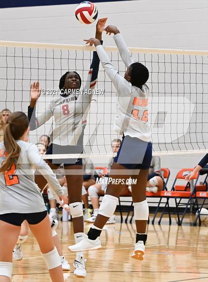 Thumbnail 3 in Bridgeland vs Tompkins (B Team) photogallery.