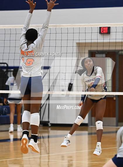 Thumbnail 1 in Bridgeland vs Tompkins (B Team) photogallery.