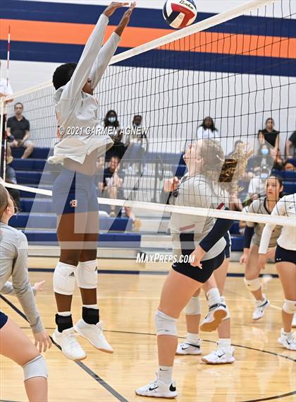 Thumbnail 1 in Bridgeland vs Tompkins (B Team) photogallery.