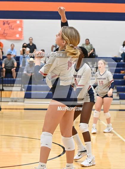 Thumbnail 3 in Bridgeland vs Tompkins (B Team) photogallery.