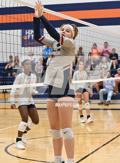 Thumbnail 3 in Bridgeland vs Tompkins (B Team) photogallery.