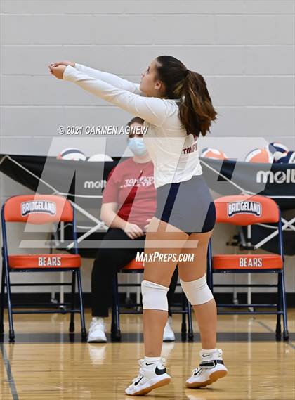 Thumbnail 2 in Bridgeland vs Tompkins (B Team) photogallery.