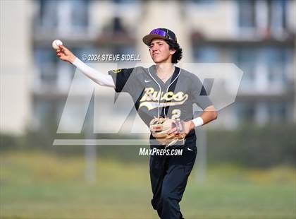Thumbnail 1 in Mission Bay @ Clairemont photogallery.