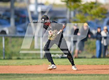 Thumbnail 3 in Mission Bay @ Clairemont photogallery.