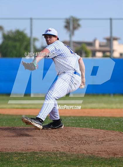 Thumbnail 3 in Mission Bay @ Clairemont photogallery.