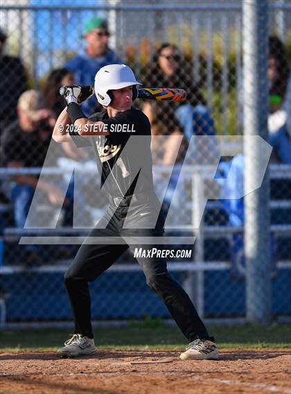 Thumbnail 3 in Mission Bay @ Clairemont photogallery.