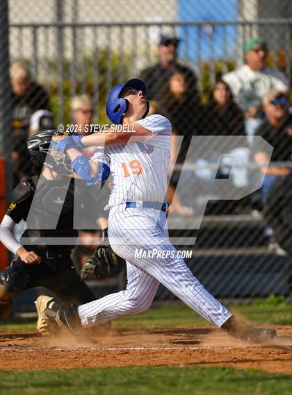Thumbnail 3 in Mission Bay @ Clairemont photogallery.