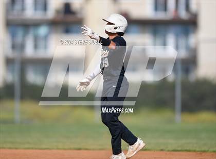 Thumbnail 3 in Mission Bay @ Clairemont photogallery.