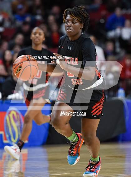Thumbnail 1 in Millard South vs. Lincoln High (NSAA Class A Final) photogallery.