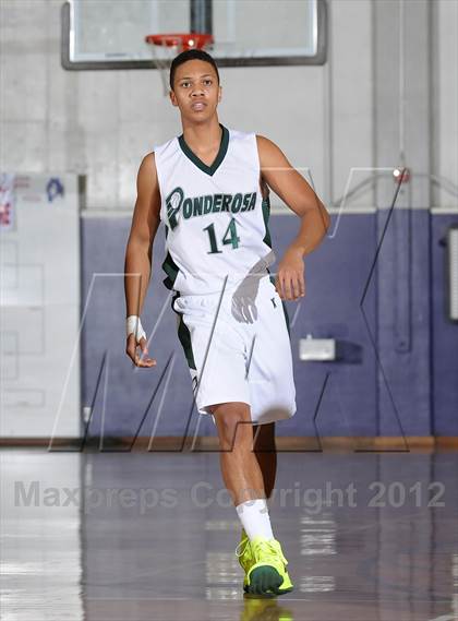 Thumbnail 1 in Grant vs. Ponderosa (St. Hope Elite Hoops Classic) photogallery.