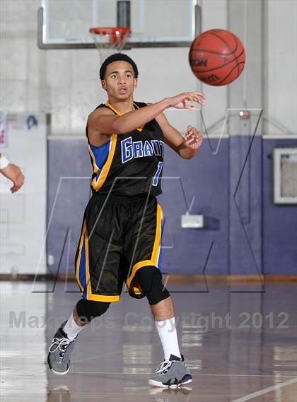 Thumbnail 2 in Grant vs. Ponderosa (St. Hope Elite Hoops Classic) photogallery.