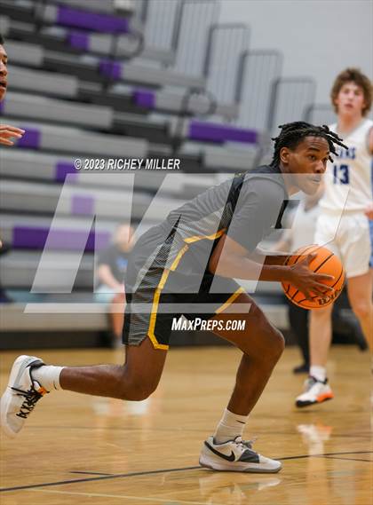 Thumbnail 3 in ESTEM vs. Lee's Summit West (Hoopin on the Hill) photogallery.