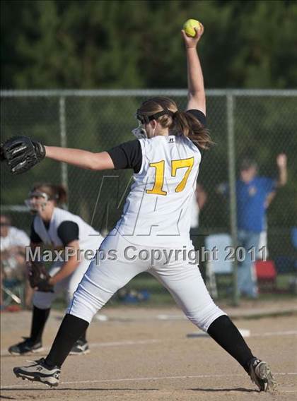 Thumbnail 2 in Pamlico County vs. Princeton (NCHSAA 1A Eastern Regional Final) photogallery.