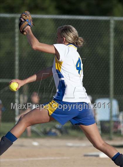 Thumbnail 3 in Pamlico County vs. Princeton (NCHSAA 1A Eastern Regional Final) photogallery.
