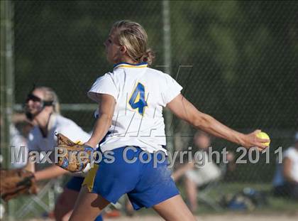 Thumbnail 2 in Pamlico County vs. Princeton (NCHSAA 1A Eastern Regional Final) photogallery.