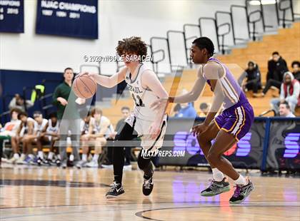 Thumbnail 3 in South Shore vs. DePaul Catholic (Metro Classic) photogallery.