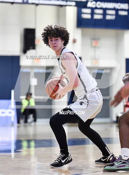 Thumbnail 2 in South Shore vs. DePaul Catholic (Metro Classic) photogallery.