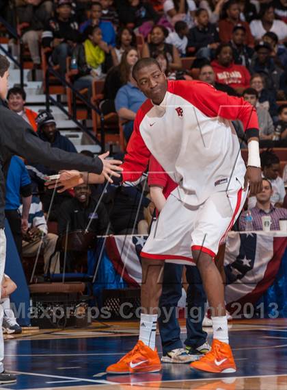 Thumbnail 3 in Fairfield Prep vs. Hillhouse (CIAC Class LL Final) photogallery.