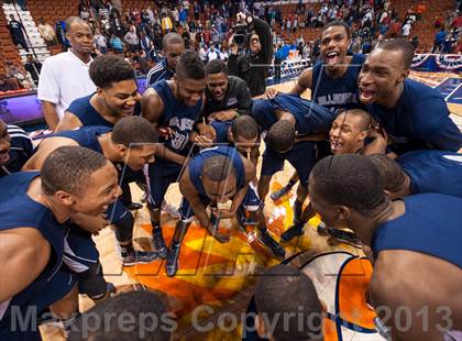 Thumbnail 1 in Fairfield Prep vs. Hillhouse (CIAC Class LL Final) photogallery.