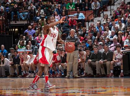 Thumbnail 2 in Fairfield Prep vs. Hillhouse (CIAC Class LL Final) photogallery.