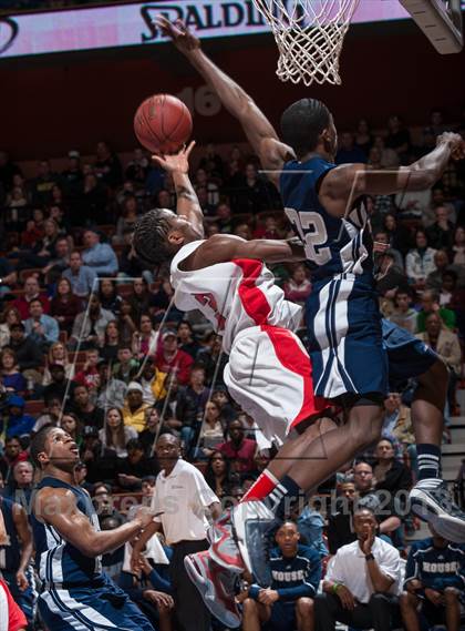Thumbnail 1 in Fairfield Prep vs. Hillhouse (CIAC Class LL Final) photogallery.