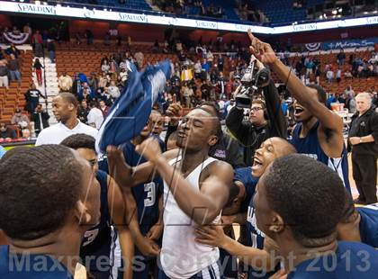 Thumbnail 2 in Fairfield Prep vs. Hillhouse (CIAC Class LL Final) photogallery.