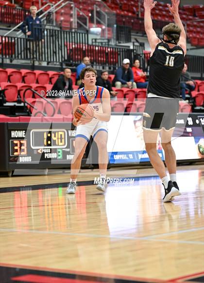 Thumbnail 3 in Westlake vs. Amarillo photogallery.
