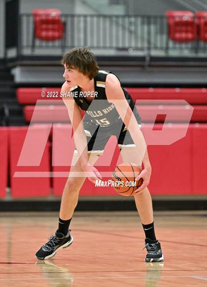 Thumbnail 2 in Westlake vs. Amarillo photogallery.