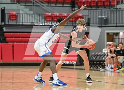 Thumbnail 3 in Westlake vs. Amarillo photogallery.
