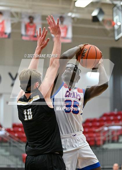 Thumbnail 2 in Westlake vs. Amarillo photogallery.