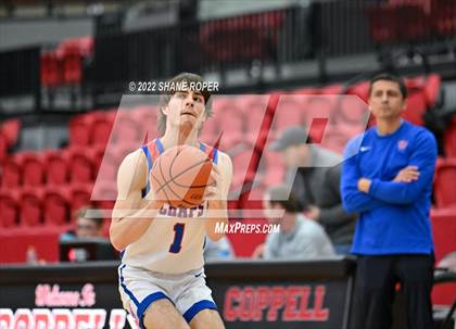 Thumbnail 2 in Westlake vs. Amarillo photogallery.