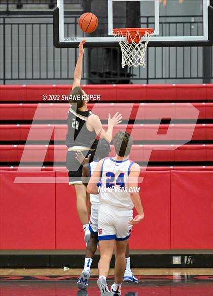 Thumbnail 3 in Westlake vs. Amarillo photogallery.