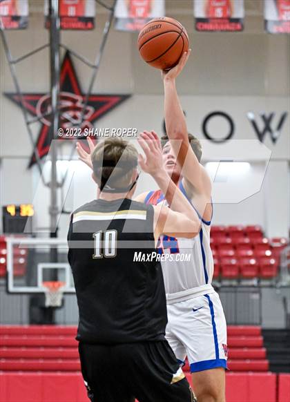 Thumbnail 2 in Westlake vs. Amarillo photogallery.