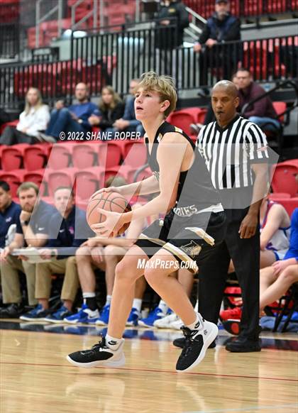 Thumbnail 3 in Westlake vs. Amarillo photogallery.