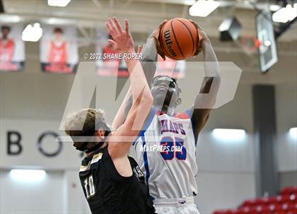 Thumbnail 1 in Westlake vs. Amarillo photogallery.