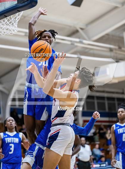 Thumbnail 3 in Triton @ Terry Sanford photogallery.