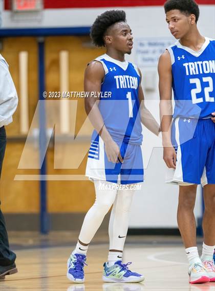Thumbnail 1 in Triton @ Terry Sanford photogallery.