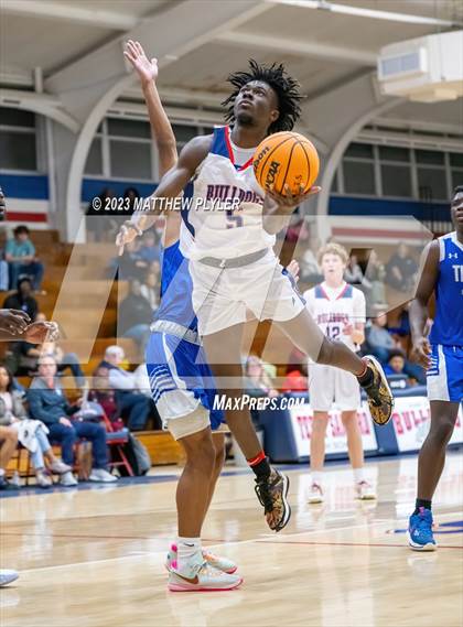 Thumbnail 1 in Triton @ Terry Sanford photogallery.