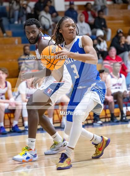 Thumbnail 1 in Triton @ Terry Sanford photogallery.