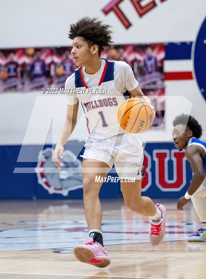 Thumbnail 3 in Triton @ Terry Sanford photogallery.