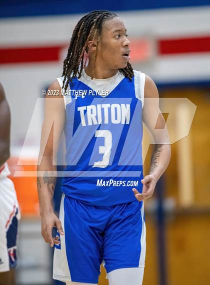 Thumbnail 1 in Triton @ Terry Sanford photogallery.