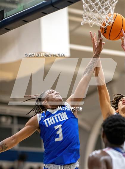 Thumbnail 3 in Triton @ Terry Sanford photogallery.