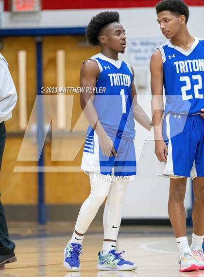 Thumbnail 2 in Triton @ Terry Sanford photogallery.