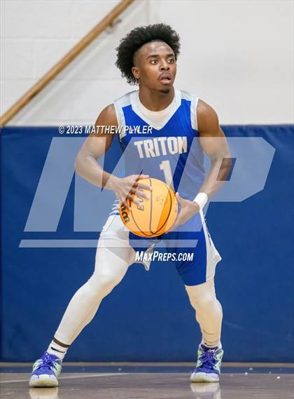 Thumbnail 1 in Triton @ Terry Sanford photogallery.