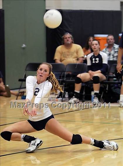 Thumbnail 2 in Dos Pueblos vs. Archbishop Mitty (Archbishop Mitty Invitational Tournament) photogallery.