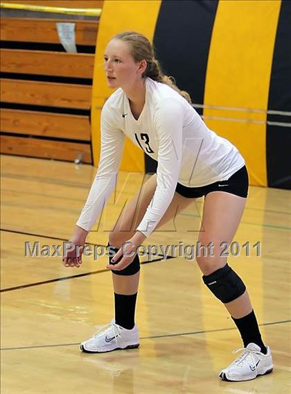 Thumbnail 1 in Dos Pueblos vs. Archbishop Mitty (Archbishop Mitty Invitational Tournament) photogallery.