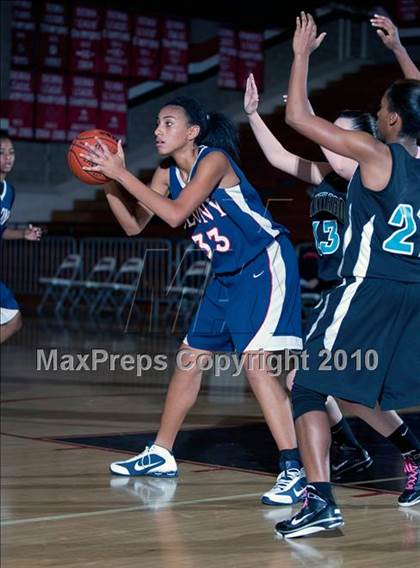 Thumbnail 1 in Santiago vs. Colony (Ayala Best of the West) photogallery.