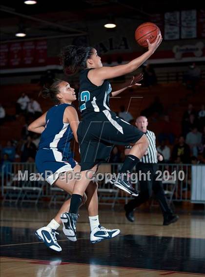 Thumbnail 2 in Santiago vs. Colony (Ayala Best of the West) photogallery.