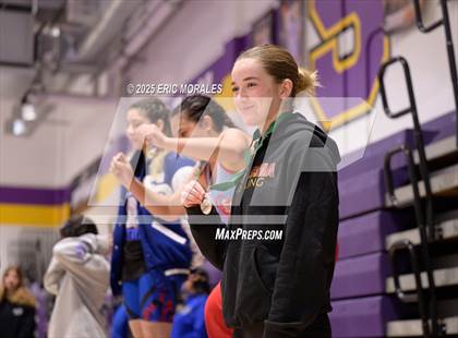 Thumbnail 2 in CIF SDS Division II Championship photogallery.